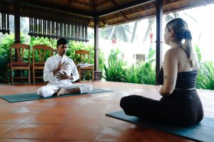 7 meditative asanas for focus and anxiety